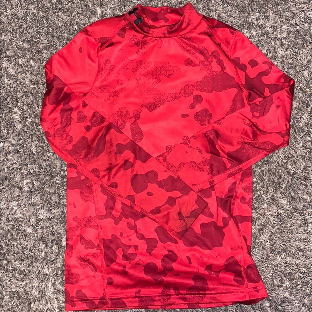 Boys Under Armour fleece lined base layer